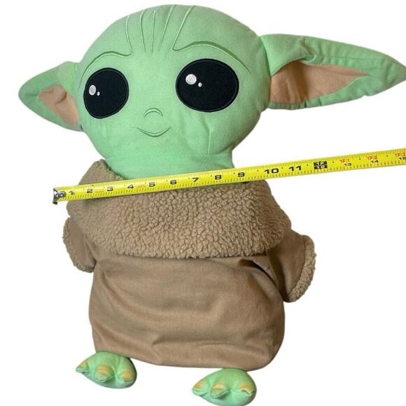 STAR WARS BABY YODA 17’ PLUSHIE MANDALORIAN LARGE COLLECTIBLE KAWAII  LUCAS FILM - Picture 5 of 11